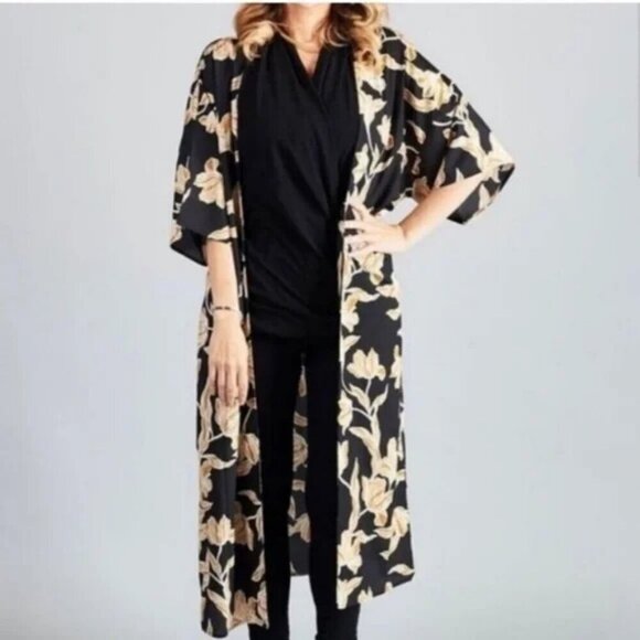 Maison Du Soir Size S/M Black, Gold & White Selena Kimono, NEW with Tags - Picture 16 of 16